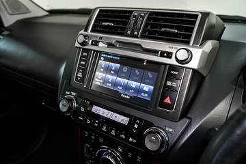 https://vehicle-cdn.autoleague.cloud/17009_11018752_17.jpg