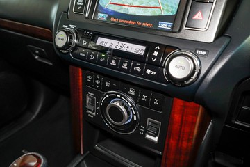 https://vehicle-cdn.autoleague.cloud/17009_11018752_22.jpg