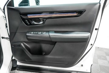 https://vehicle-cdn.autoleague.cloud/17009_11018754_23.jpg