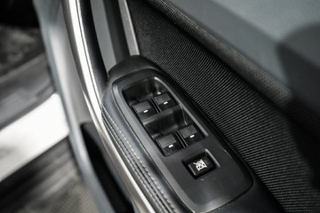 https://vehicle-cdn.autoleague.cloud/17009_11018755_15.jpg
