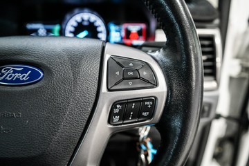 https://vehicle-cdn.autoleague.cloud/17009_11018755_18.jpg