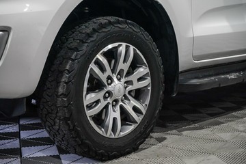 https://vehicle-cdn.autoleague.cloud/17009_11018755_5.jpg