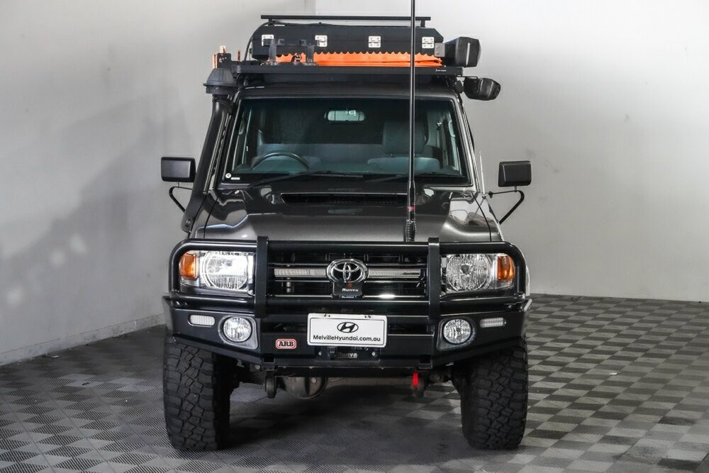 Toyota Landcruiser image 4