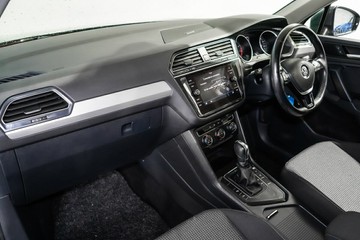 https://vehicle-cdn.autoleague.cloud/17009_11018760_10.jpg