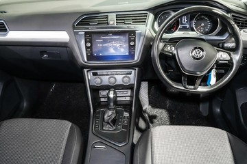 https://vehicle-cdn.autoleague.cloud/17009_11018760_11.jpg