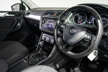 https://vehicle-cdn.autoleague.cloud/17009_11018760_12.jpg