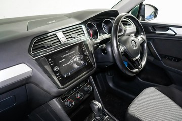 https://vehicle-cdn.autoleague.cloud/17009_11018760_22.jpg