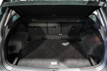 https://vehicle-cdn.autoleague.cloud/17009_11018760_9.jpg