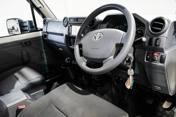 https://vehicle-cdn.autoleague.cloud/17009_11018761_12.jpg