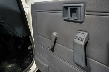 https://vehicle-cdn.autoleague.cloud/17009_11018761_18.jpg