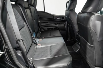 https://vehicle-cdn.autoleague.cloud/17009_11018763_19.jpg