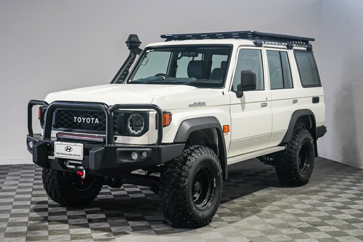 Toyota Landcruiser image 4