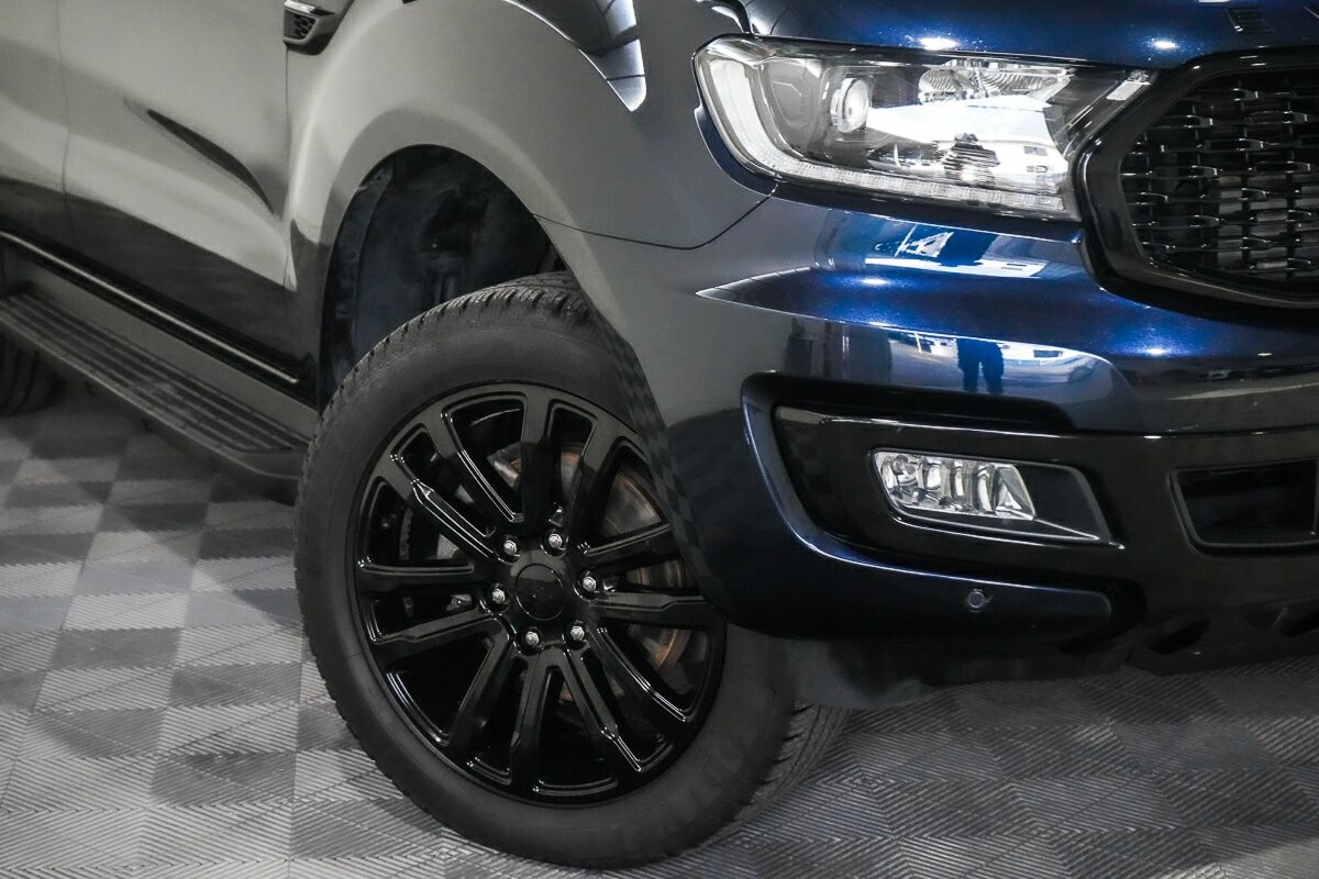Ford Everest image 2
