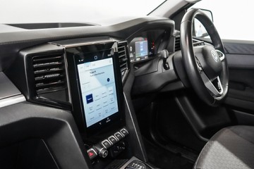https://vehicle-cdn.autoleague.cloud/17009_11018793_23.jpg