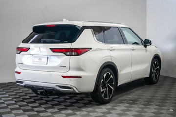https://vehicle-cdn.autoleague.cloud/17009_11018799_6.jpg