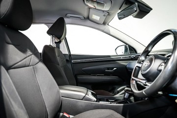 https://vehicle-cdn.autoleague.cloud/17009_11018809_16.jpg