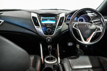 https://vehicle-cdn.autoleague.cloud/17009_11018810_10.jpg