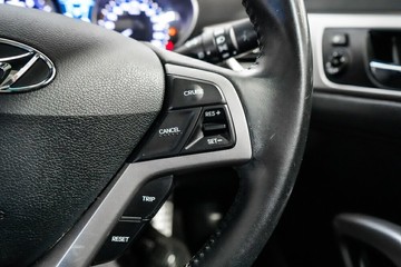 https://vehicle-cdn.autoleague.cloud/17009_11018810_14.jpg