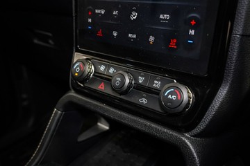https://vehicle-cdn.autoleague.cloud/17009_11018828_20.jpg