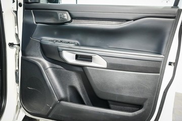 https://vehicle-cdn.autoleague.cloud/17009_11018828_23.jpg