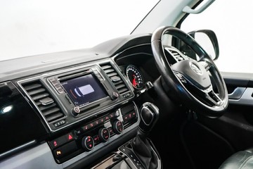 https://vehicle-cdn.autoleague.cloud/17009_11018829_17.jpg