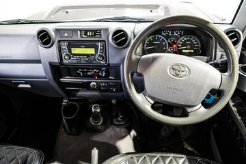 https://vehicle-cdn.autoleague.cloud/17009_11018836_11.jpg