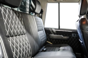 https://vehicle-cdn.autoleague.cloud/17009_11018836_13.jpg
