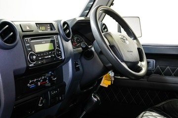 https://vehicle-cdn.autoleague.cloud/17009_11018836_14.jpg