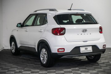 https://vehicle-cdn.autoleague.cloud/17009_11018847_5.jpg
