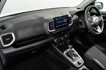 https://vehicle-cdn.autoleague.cloud/17009_11018847_9.jpg