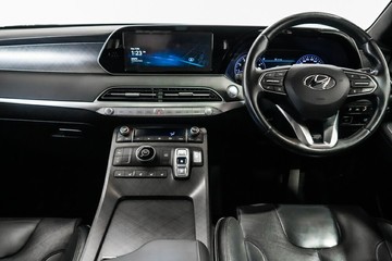 https://vehicle-cdn.autoleague.cloud/17009_11018855_12.jpg