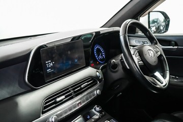 https://vehicle-cdn.autoleague.cloud/17009_11018855_22.jpg