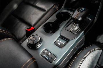 https://vehicle-cdn.autoleague.cloud/17009_11018856_16.jpg
