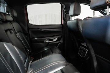https://vehicle-cdn.autoleague.cloud/17009_11018856_17.jpg