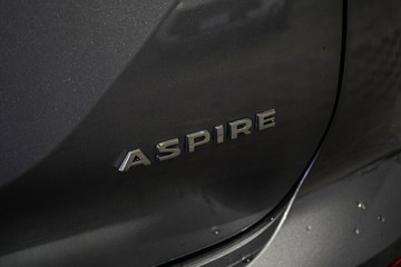 https://vehicle-cdn.autoleague.cloud/17009_11018864_8.jpg