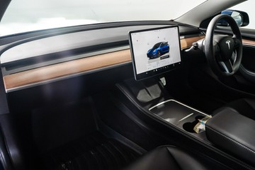 https://vehicle-cdn.autoleague.cloud/17009_11018870_11.jpg