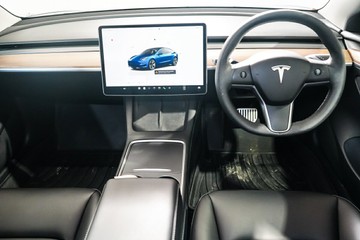 https://vehicle-cdn.autoleague.cloud/17009_11018870_12.jpg