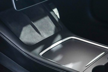 https://vehicle-cdn.autoleague.cloud/17009_11018870_18.jpg