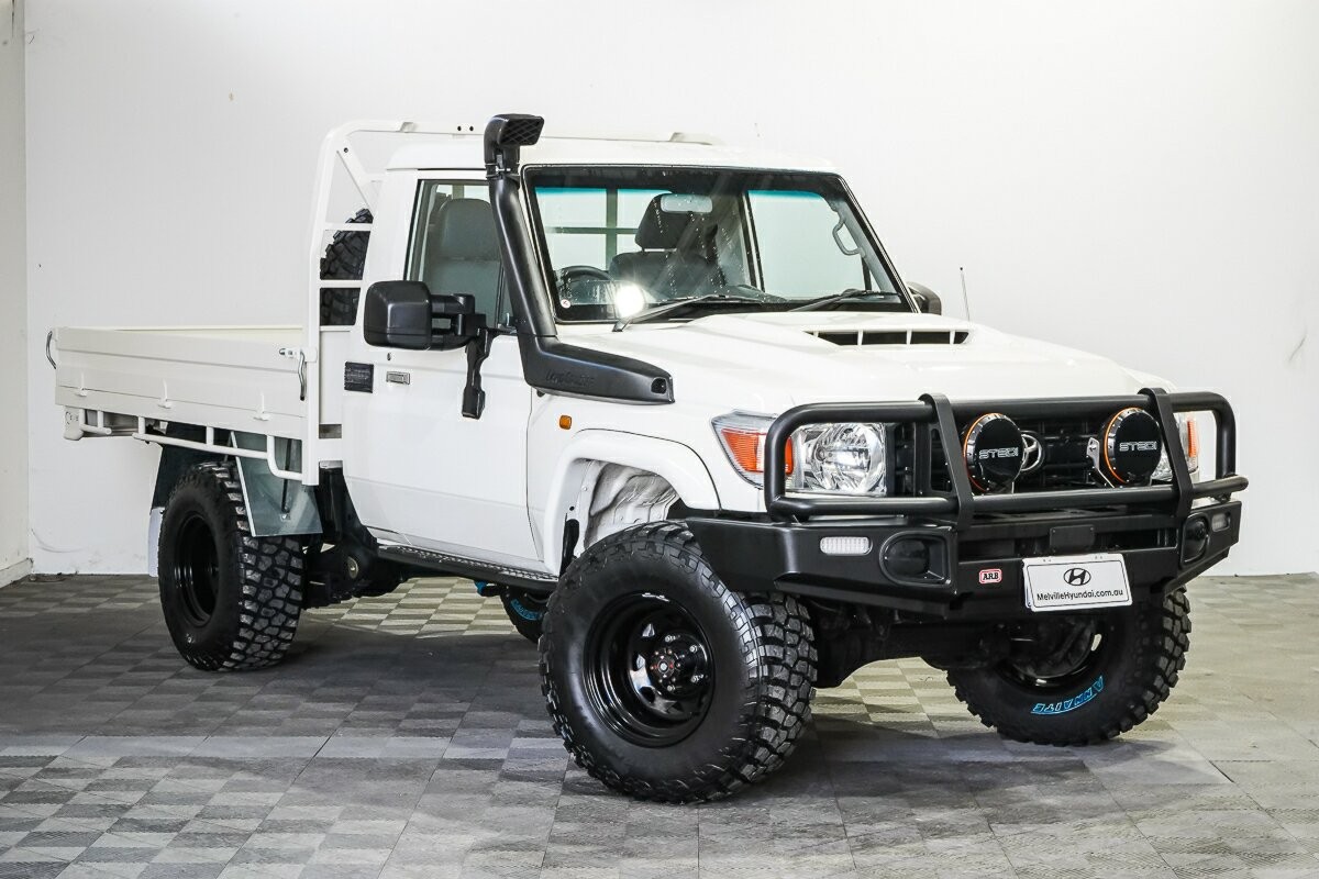 Toyota Landcruiser image 1