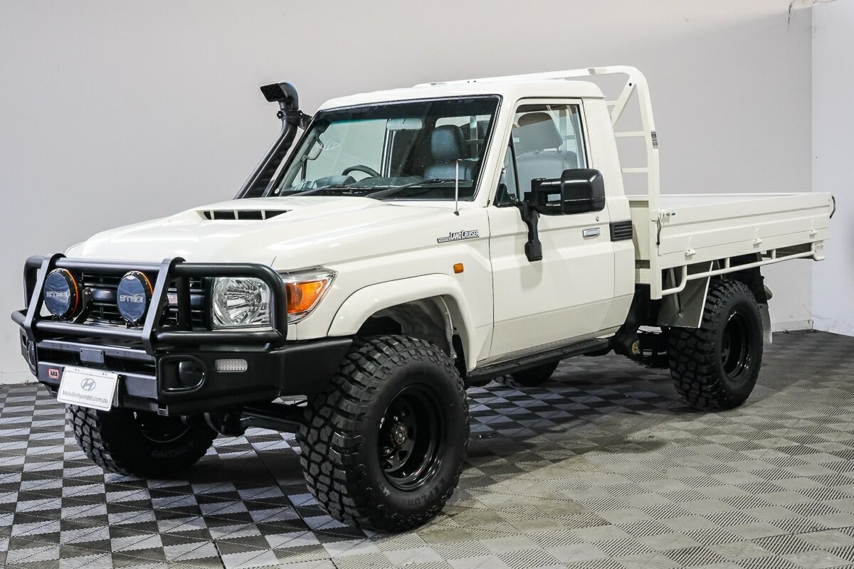 Toyota Landcruiser image 4