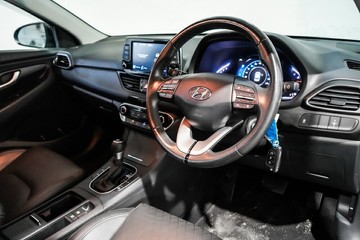 https://vehicle-cdn.autoleague.cloud/17009_11018893_11.jpg