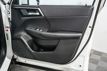 https://vehicle-cdn.autoleague.cloud/17009_11018895_8.jpg
