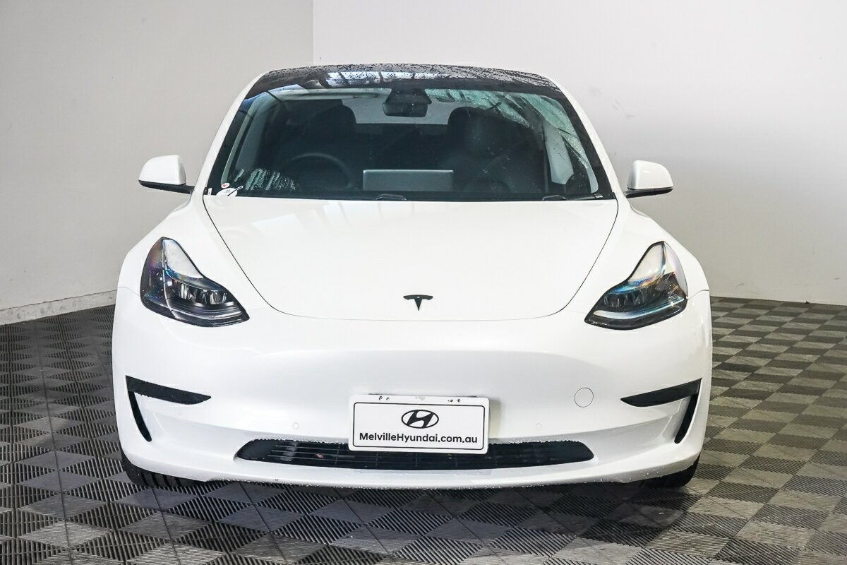Tesla Model 3 image 3