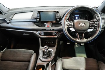 https://vehicle-cdn.autoleague.cloud/17009_11018897_10.jpg