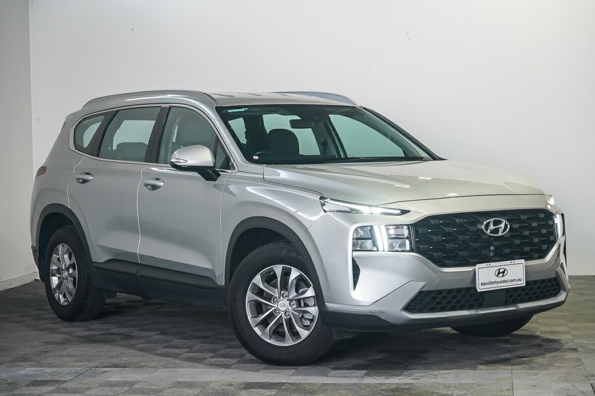 Hyundai Santa Fe image 1