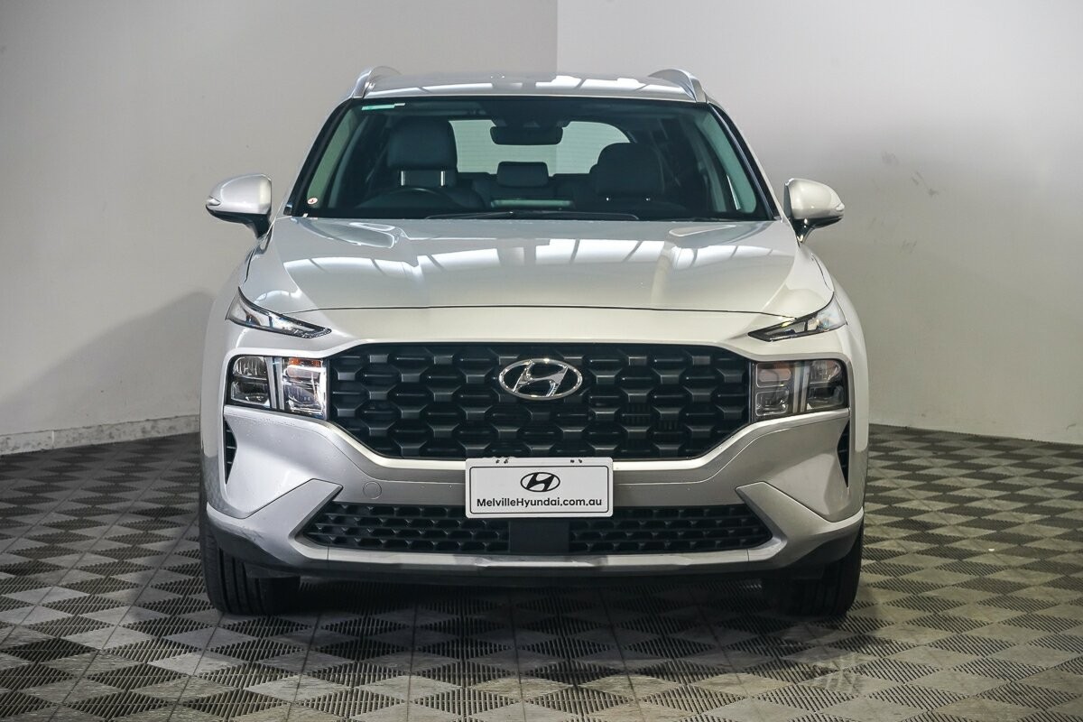 Hyundai Santa Fe image 3