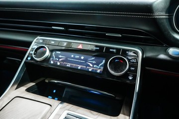 https://vehicle-cdn.autoleague.cloud/17009_11018899_17.jpg
