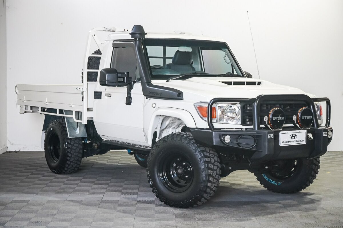 Toyota Landcruiser image 1