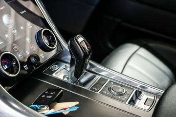 https://vehicle-cdn.autoleague.cloud/17009_11018909_18.jpg