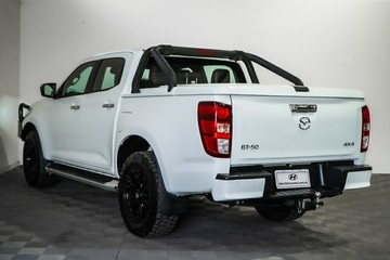 https://vehicle-cdn.autoleague.cloud/17009_11018914_5.jpg